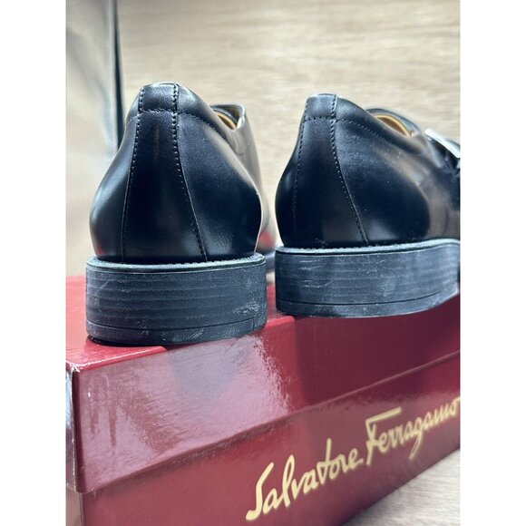 Salvatore Ferragamo Nero Calf 10.5 D Giro with box